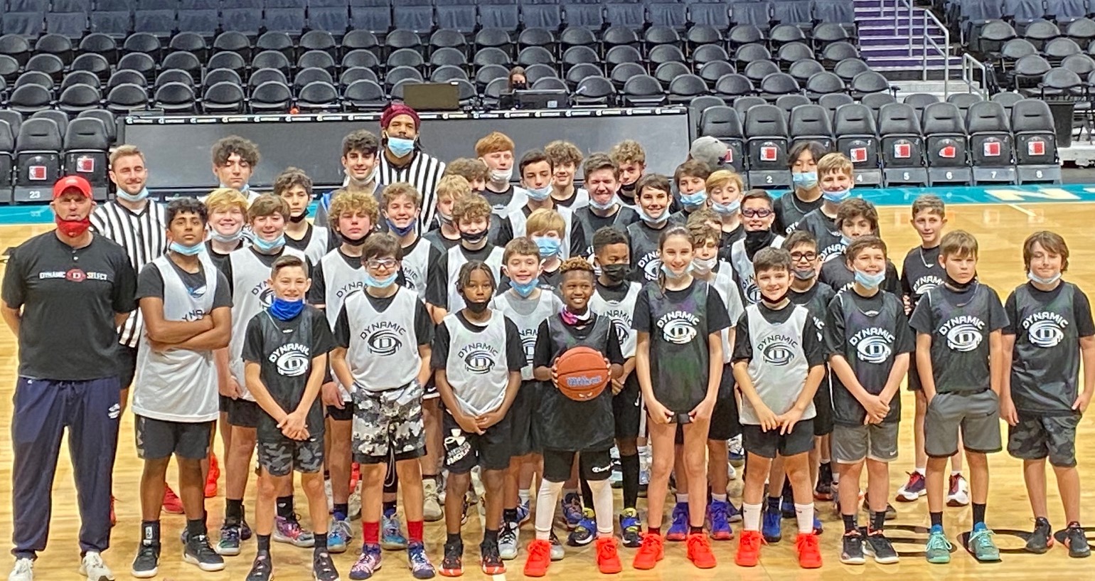 2022 Hornets event group pic